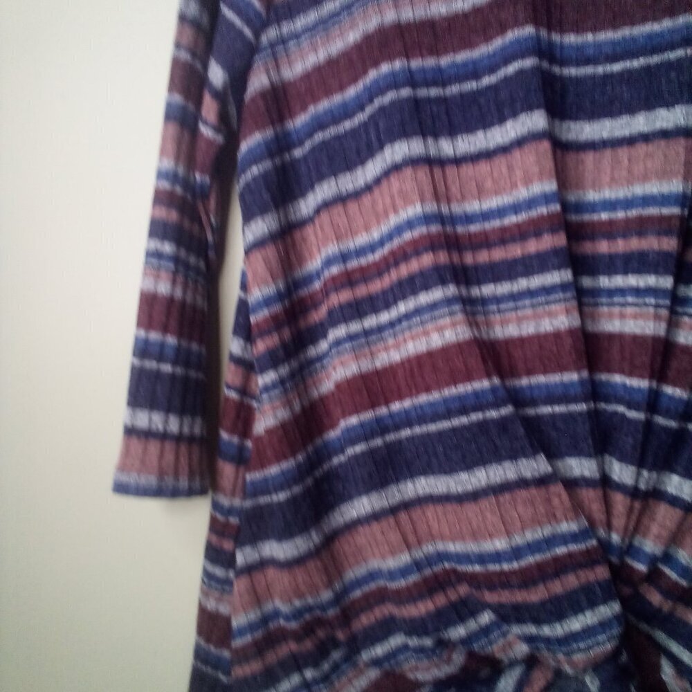 Another Reason Shirt Blouse L 3/4 Sleeve Tie Detail Ribbed Stripe Blue Red - Picture 10 of 14